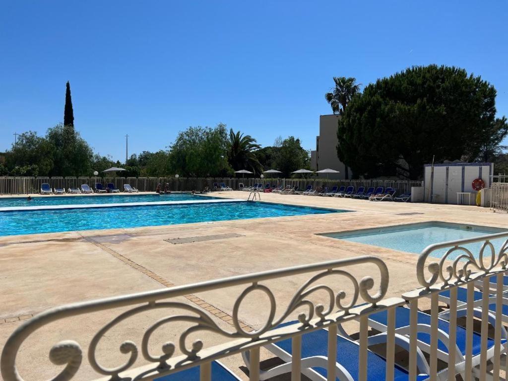 Joli T2 Proche Plage Dans Residence Ла-Лонд-ле-Мор Экстерьер фото
