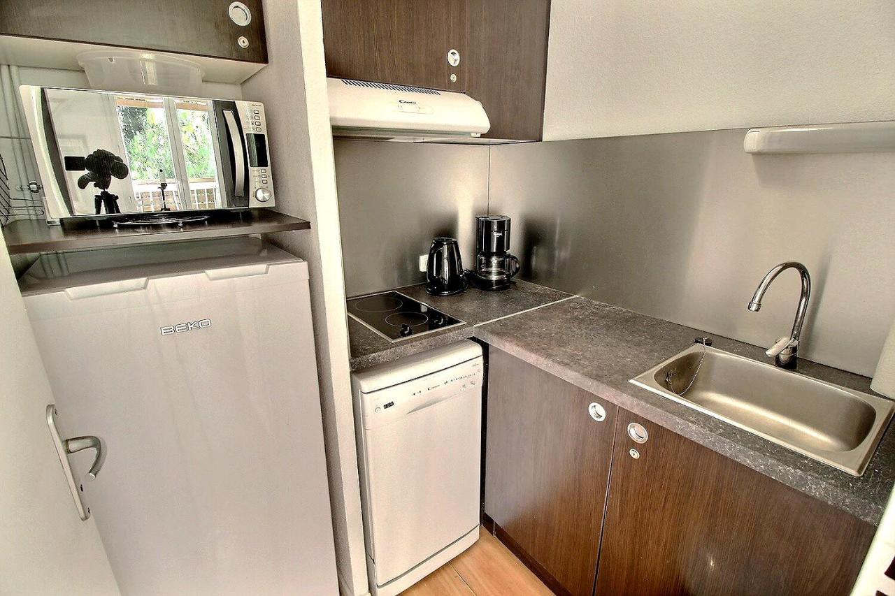 Joli T2 Proche Plage Dans Residence Ла-Лонд-ле-Мор Экстерьер фото