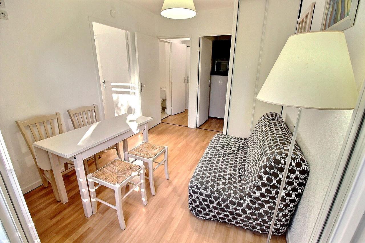 Joli T2 Proche Plage Dans Residence Ла-Лонд-ле-Мор Экстерьер фото